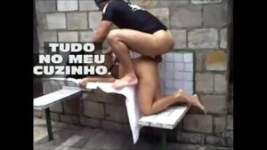 Casadas dando o cuzinho