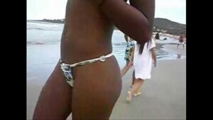 Comendo mulher na praia