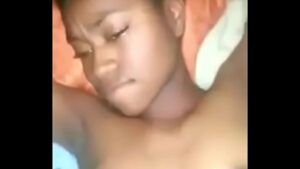 Negra magrinha porno