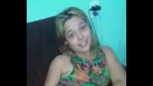 Novinha mostrando a pepeka