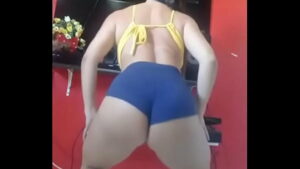 Mulher muito gostosa fudendo